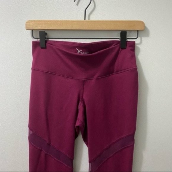Old Navy Active Go-Dry Mesh Leggings High Rise Stretch Pilates Princess - Picture 4 of 8